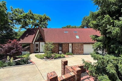 /international/us/4710-monrovia-street-shawnee-ks-110100310361/
