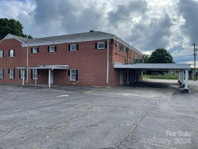 /international/us/312-w-2nd-avenue-gastonia-nc-110093739081/?lang=en