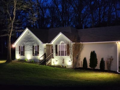/international/us/5120-highway-231-s-castalian-springs-tn-110100945982/