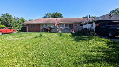 /international/us/1516-fairway-drive-rantoul-il-110107821333/