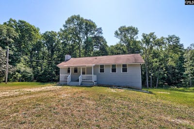 /international/us/1133-old-hilton-road-chapin-sc-110107720342/