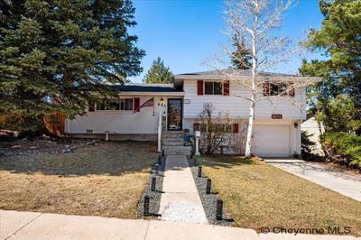 /international/us/657-vista-ln-cheyenne-wy-110098781726/