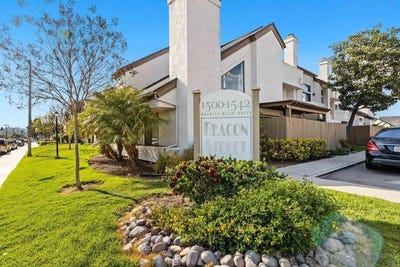 /international/us/1504-granite-hills-drive-el-cajon-ca-110108350536/