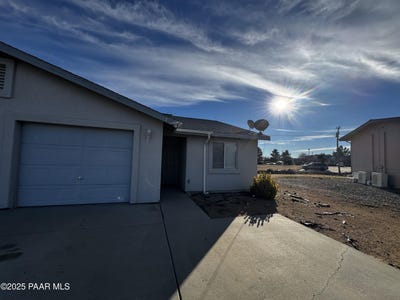 /international/us/3335-n-yavapai-court-prescott-valley-az-110104308797/