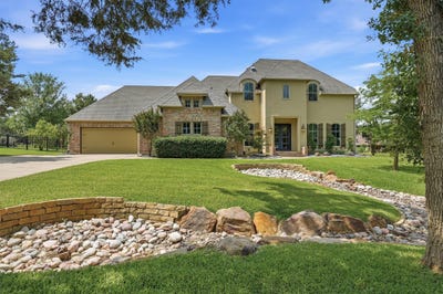 /international/us/107-iriquois-drive-lake-kiowa-tx-110108618231/