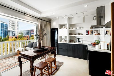 /international/us/999-n-doheny-dr-west-hollywood-ca-110105796936/