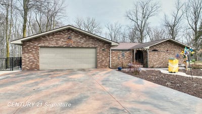 /international/us/6728-n-river-road-freeland-mi-110106717085/