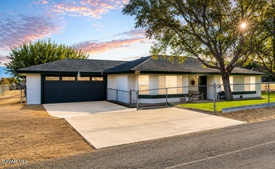 /international/us/16416-rawhide-lake-los-angeles-ca-110108496946/