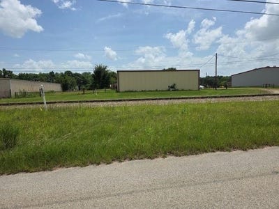 /international/us/1701-industrial-aka-morris-st-henderson-tx-110119394003/