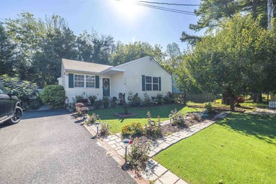 /international/us/310-front-street-cape-may-court-house-nj-110102364848/