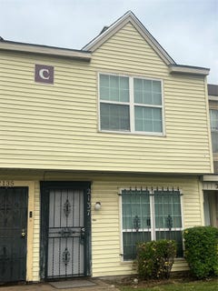 /international/us/2137-aspen-drive-dallas-tx-110107005292/