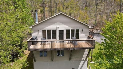 /international/us/111-aster-trail-beech-mountain-nc-110107797040/