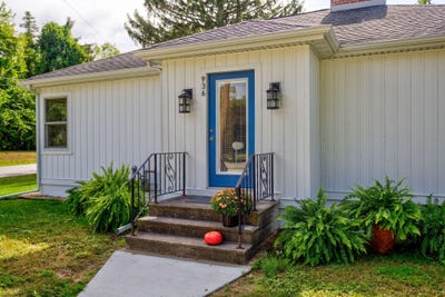 /international/us/936-superior-street-south-haven-mi-110106443131/
