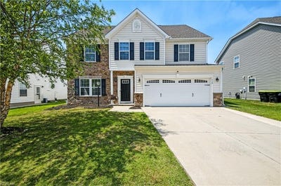 /international/us/118-oak-hill-lane-smithfield-va-110108933922/