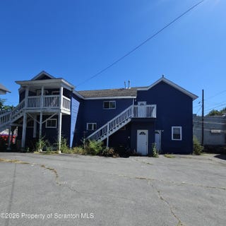 /international/us/171-173-dundaff-street-carbondale-pa-110120087633/