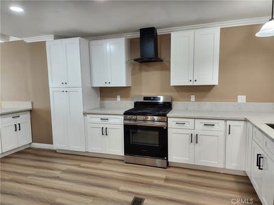 /international/us/1456-e-philadelphia-street-ontario-ca-110107939293/