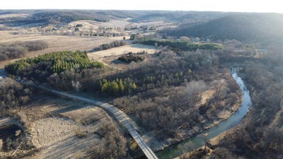 /international/us/s-crazy-hollow-road-hanover-il-110106281758/