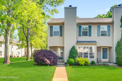 /international/us/35-whistler-drive-freehold-nj-110108253936/