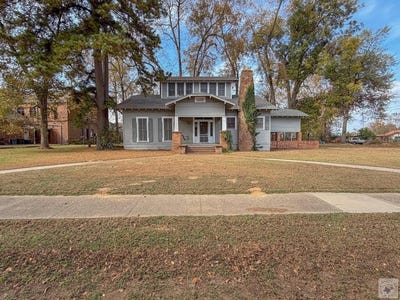 /international/us/116-s-johnson-dekalb-tx-110103667651/