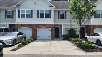 /international/us/5513-legacy-way-virginia-beach-va-110098898056/