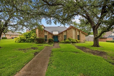 /international/us/907-green-terrace-lane-duncanville-tx-110100216636/