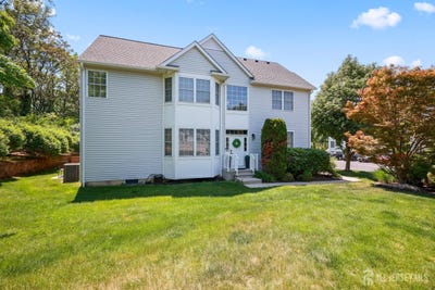 /international/us/28-sand-hill-court-jamesburg-nj-110108202334/
