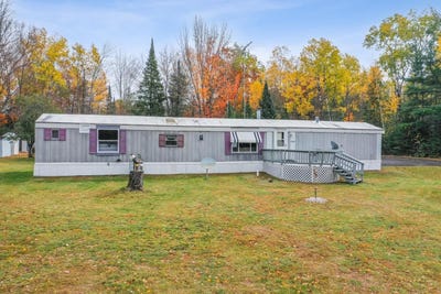 /international/us/17440-bear-lake-lane-lakewood-wi-110107277012/
