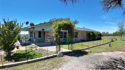 /international/us/1301-n-reilley-street-n-goldthwaite-tx-110107085528/