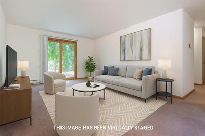 /international/us/5101-mineral-point-road-madison-wi-110108281690/