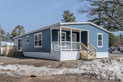 /international/us/38-cedar-street-hinsdale-nh-110106766852/