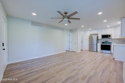 /international/us/7-linksiders-road-new-bern-nc-110107552035/