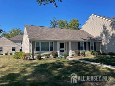 /international/us/117-old-nassau-road-monroe-nj-110101506038/