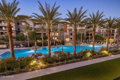 /international/us/5250-e-deer-valley-drive-phoenix-az-110108531190/