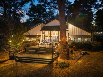 /international/us/1805-e-lake-drive-gladewater-tx-110107761602/
