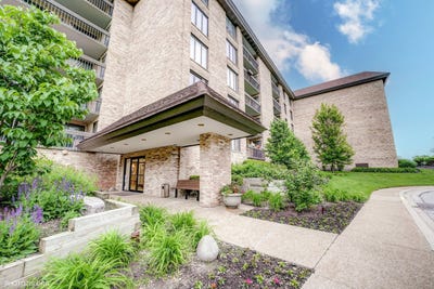 /international/us/1621-mission-hills-road-northbrook-il-110108441063/