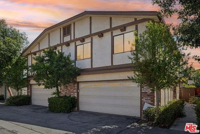 /international/us/18424-keswick-st-reseda-ca-110107811294/