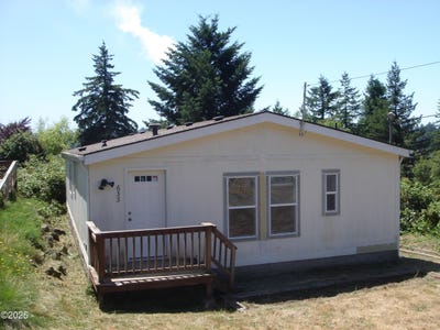 /international/us/633-se-7th-toledo-or-110100940211/
