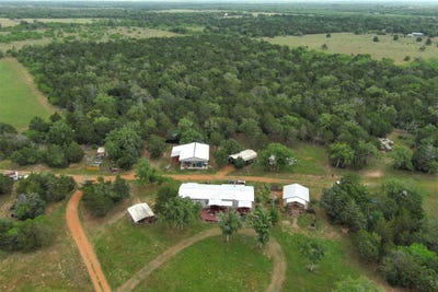 /international/us/13831-tx-95-highway-flatonia-tx-110100766646/