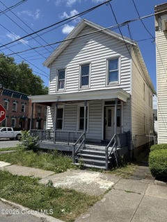 /international/us/2-park-avenue-troy-ny-110100596030/
