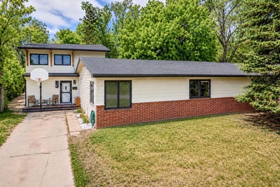 /international/us/4533-s-canyon-road-rapid-city-sd-110108446684/
