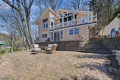 /international/us/6-oneida-ave-hopatcong-boro-nj-110107507387/