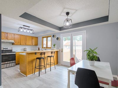 /international/us/12300-e-43rd-street-s-independence-mo-110101128297/?lang=id