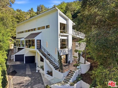 /international/us/2350-benedict-canyon-dr-beverly-hills-ca-110107261976/
