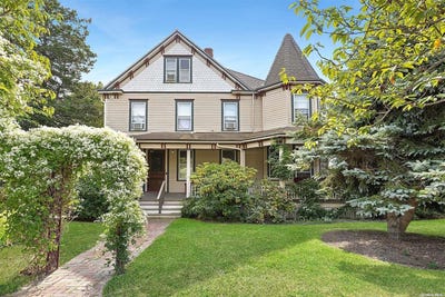 /international/us/151-bay-avenue-greenport-ny-110096110618/
