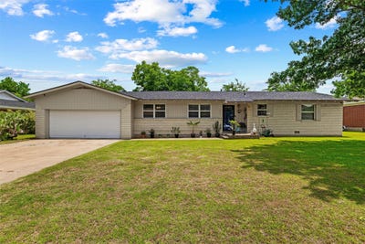 /international/us/1213-park-center-street-benbrook-tx-110108610963/