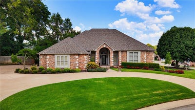 /international/us/4005-thornbury-drive-springdale-ar-110120092424/