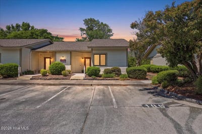 /international/us/131-longstreet-drive-wilmington-nc-110107507763/