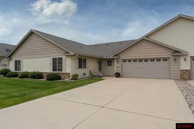 /international/us/108-palmer-path-mankato-mn-110101064817/