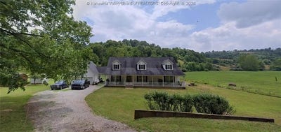 /international/us/621-seamans-fork-road-reedy-wv-110110334373/