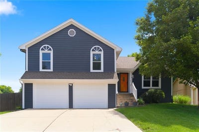 /international/us/1012-nw-pennington-place-blue-springs-mo-110108582821/